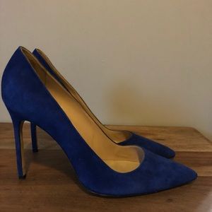 Manolo blanik blue heels